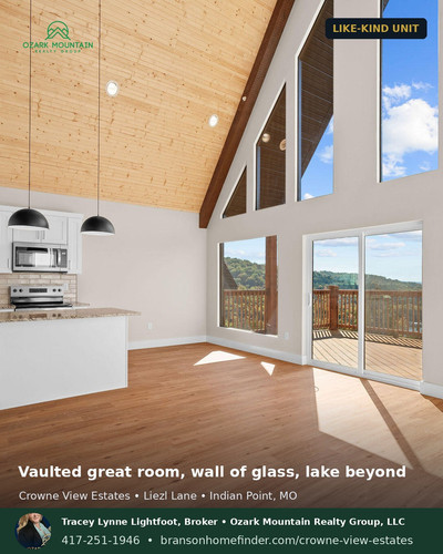 slide 3 greatroom.jpg