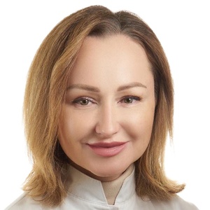 926224 893426 volosunova square.jpg