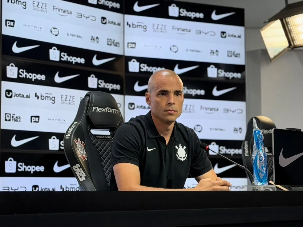 Renovações no Corinthians: Clube congela contratos e aguarda definição dos candidatos à presidência