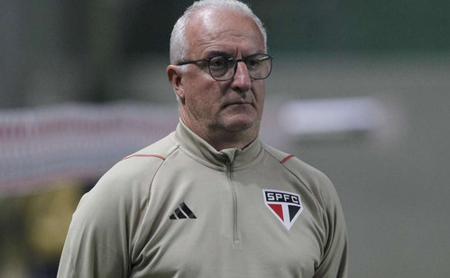 Dorival Júnior aposta na base e promove integração de jovens talentos do São Paulo