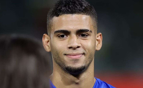 Arthur brilha e salva o empate do Palmeiras em confronto sem gols na Vila Belmiro