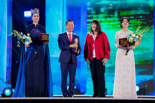 772092323 1475703991258021 2258759947365913356 n.jpg?stp=dst jpg tt6&cstp=mx2048x1366&ctp=s2048x1366.jpg