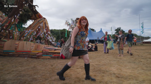 08.28 19.00.00 Backstage at Green Man. Behind the scenes at one o....ts snapshot 00.01.37.399.jpg