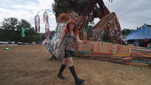 08.28 19.00.00 Backstage at Green Man. Behind the scenes at one o....ts snapshot 00.01.34.801.jpg