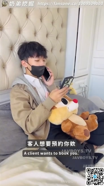 Tony Hou 腹肌小哥哥の[00 00 40][20260831 165656 0].jpg