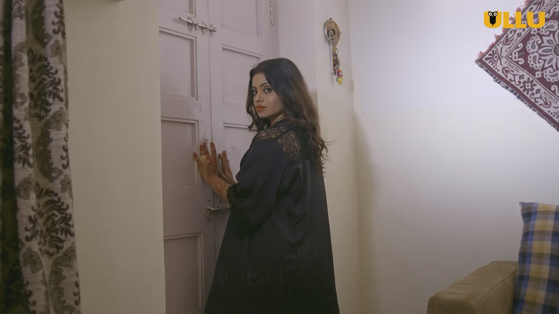 Shubhratri (2019) S01E01T02 Ullu Originals Hindi Web Series 1080p WEB DL 550MB(1Filmy4Wap.Cloud).mkv