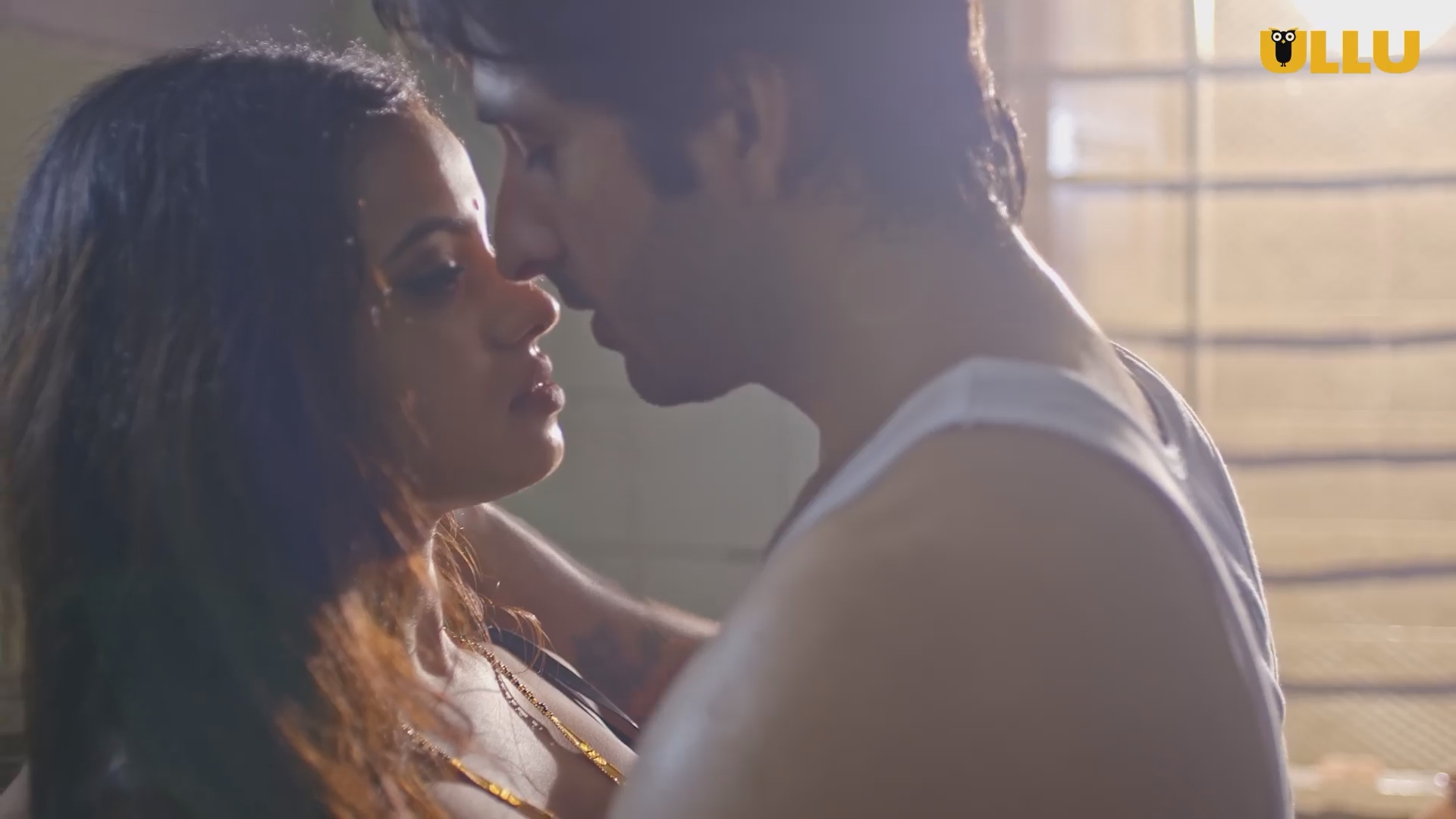 Shubhratri (2019) S01E01T02 Ullu Originals Hindi Web Series 1080p WEB DL 550MB(1Filmy4Wap.Cloud).mkv