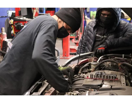 auto mechanic training 1 768x512.jpg