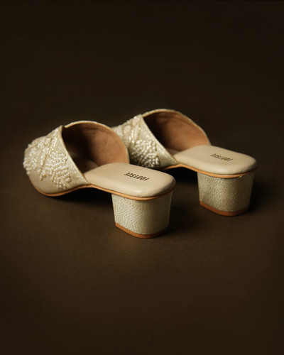 prod pearl mule gold 4.jpg
