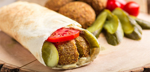سندوتشات فلافل فطير.jpg