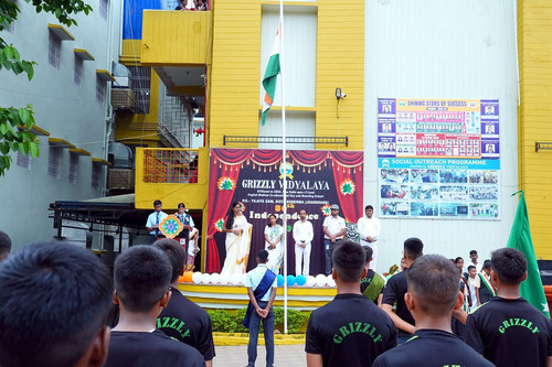 🇮🇳 Flag Hoisting & Independence Day Parade at Grizzly Vidyalaya.jpg