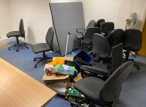 Best Service For Office Clearance in Laughton En Le Morthen.jpg