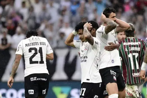 Corinthians perde seis seguidas e precisa de 13 pontos contra o Z-4