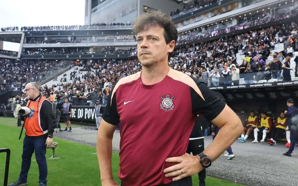 Corinthians mantém Diniz e decide futuro do técnico contra o Inter