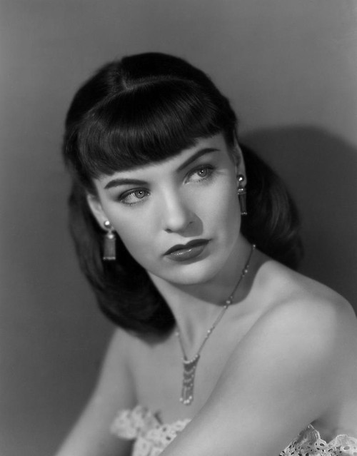 Ella Raines 7.jpg