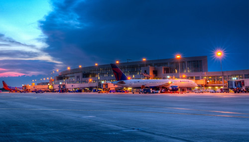 austin bergstrom international airport 2 1400x800 ockc79gztfpzv27yerbgkiv0h1difu75vq2whfc30g.jpg