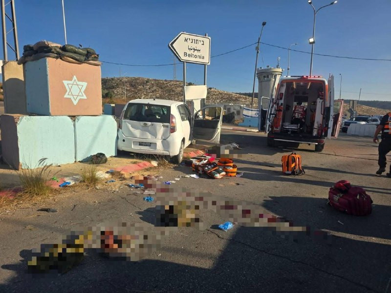 مشاهد من مكان  عملية الدهس غرب رام الله....