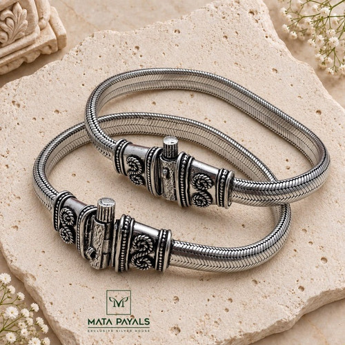 Buy Silver Anklets for Women & Baby Girls Online in India.jpg