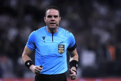 CBF define arbitragem do clássico entre São Paulo e Santos no Morumbi