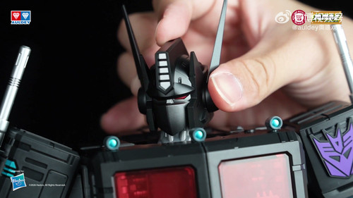 Auldey Transformers AAM G1 Nemesis Prime 010
