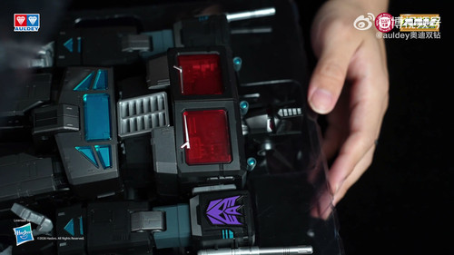 Auldey Transformers AAM G1 Nemesis Prime 004