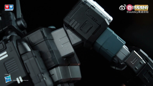 Auldey Transformers AAM G1 Nemesis Prime 016