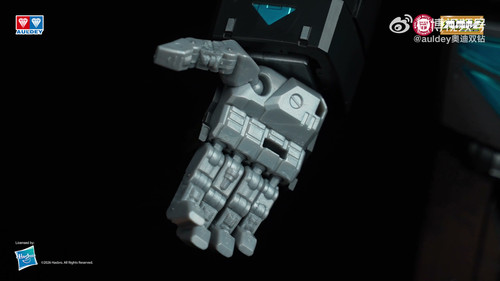 Auldey Transformers AAM G1 Nemesis Prime 023