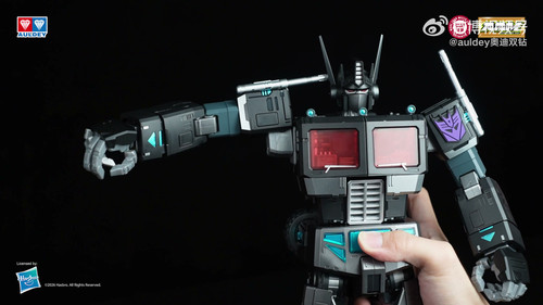 Auldey Transformers AAM G1 Nemesis Prime 014