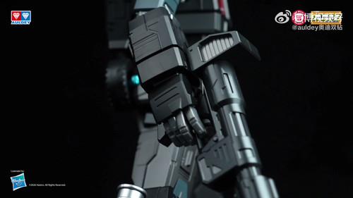 Auldey Transformers AAM G1 Nemesis Prime 025