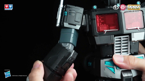 Auldey Transformers AAM G1 Nemesis Prime 019