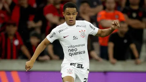Lembra dele? Ex-Corinthians é eleito o melhor jogador sub-21 fora das ligas europeias