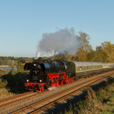Elstertalexpress 2011. 41 1144 mit RE 5399 am Talsperrenblick Planschwitz.