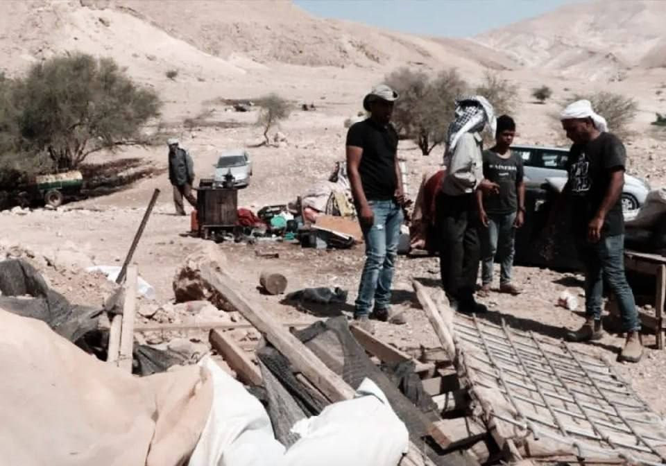 مركز "معطى": 105 تجمعات بدوية بالضفة الغربية هجّرها الاحتلال والمستوطنون بالكامل، منذ بدء حرب الإبادة الجماعية عام 2023...