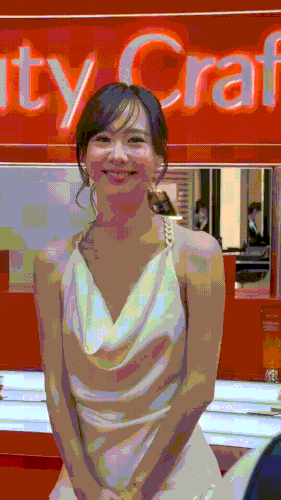 Toey 140926 2.gif