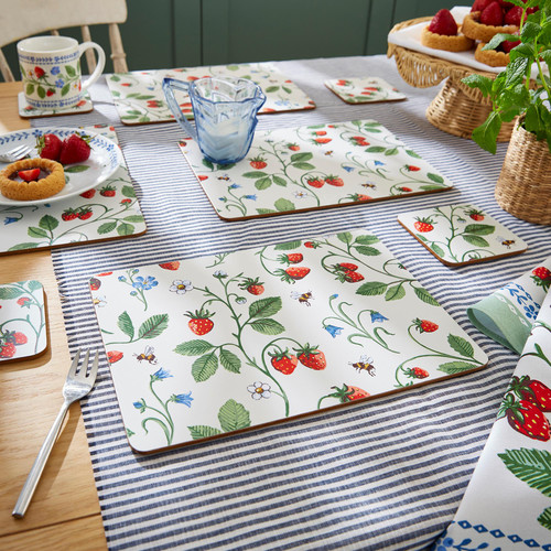 Ulster Weavers Strawberry Patch Placemat 4 Pack Green sn2.jpg