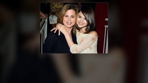 momager slide 08 mandy teefey landscape.jpg