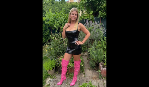 Whore Sandra Lichtenstöger as Sandy.2