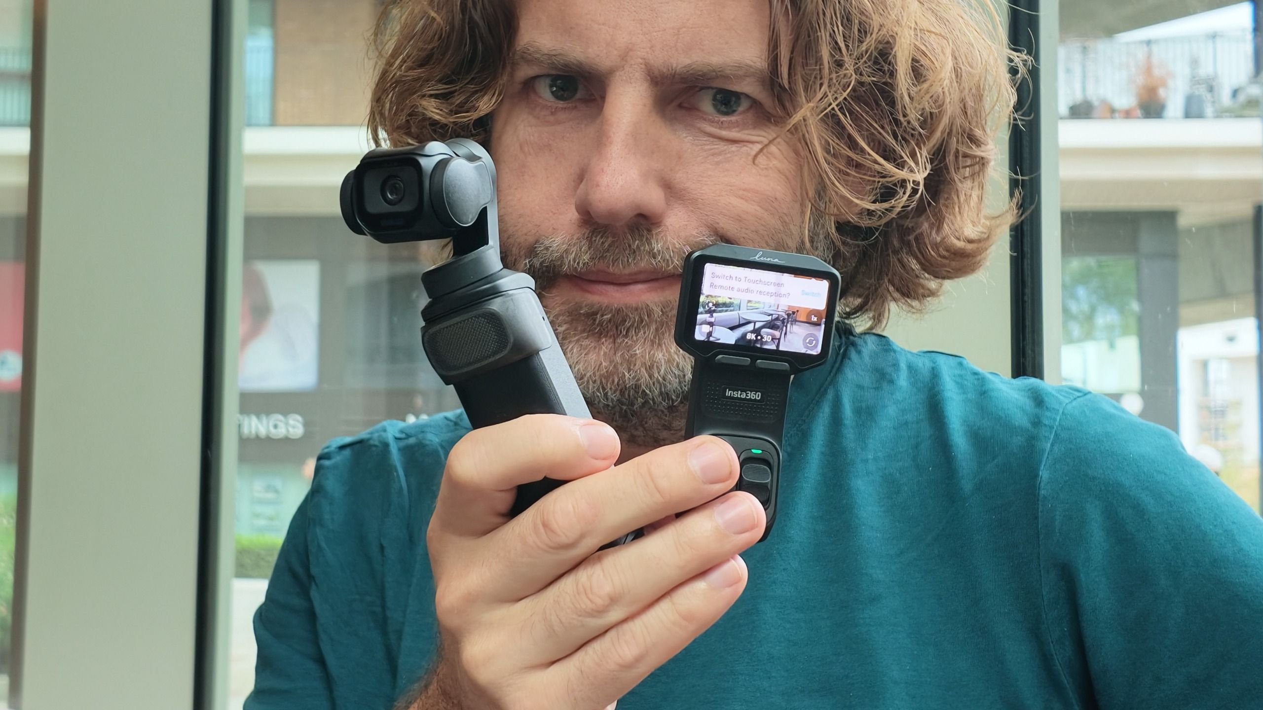 Insta360 Luna Pro Review: Gimbal Bỏ Túi Thay Thế DJI Osmo Pocket?