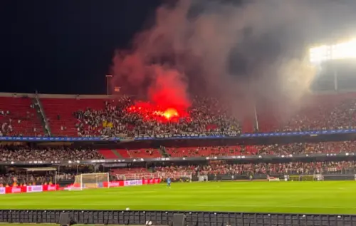 STJD PUNE O SÃO PAULO! Clube é multado por sinalizadores da torcida do Atlético-MG