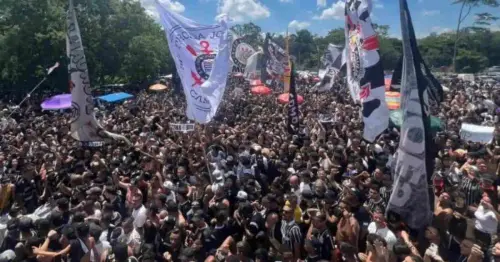 Pesquisa aponta a torcida do Corinthians como a mais paranóica do país