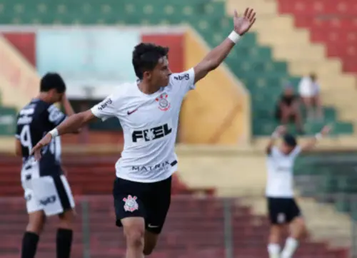CRIA DO TERRÃO! Corinthians empresta Lucas Molina para ganhar experiência na Série B