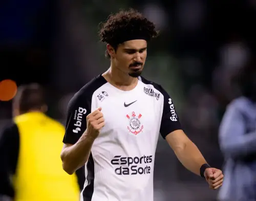 DE SAÍDA? André Ramalho perde espaço e pode se despedir no fim do ano