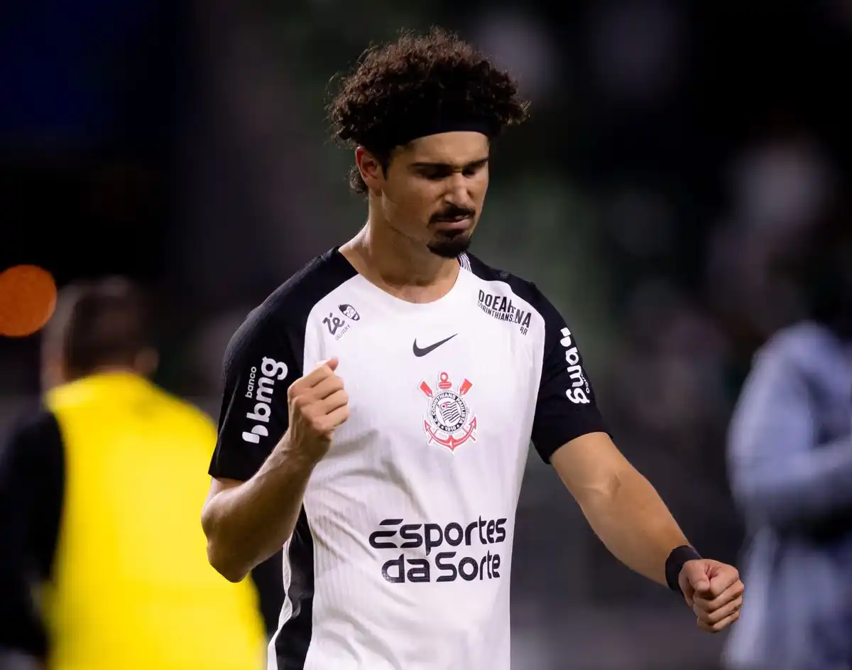 DE SAÍDA? André Ramalho perde espaço e pode se despedir no fim do ano