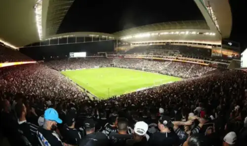 DE OLHO NO CLÁSSICO! Comissão de Ancelotti estará na Neo Química Arena para Corinthians x Santos