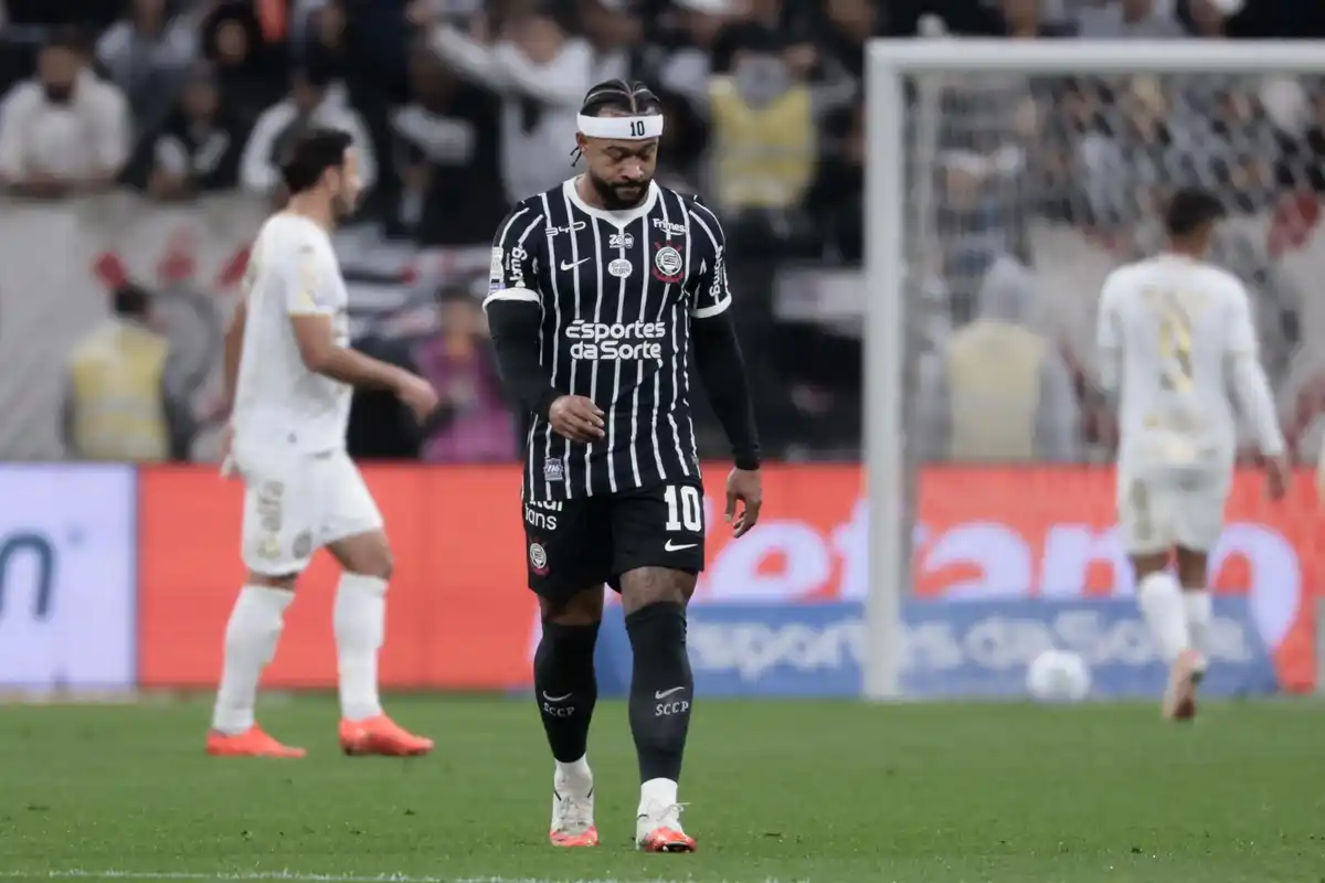 MEMPHIS MANDA RECADO! Atacante cobra reação imediata do Corinthians