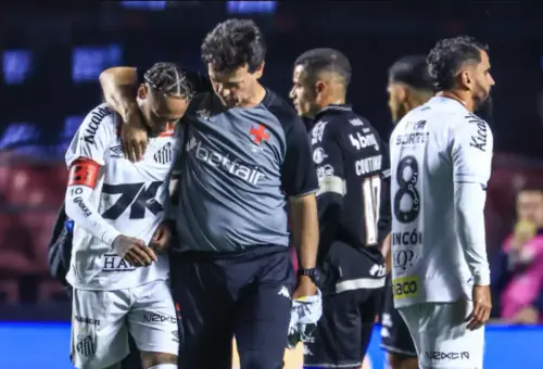 DE AMIGOS A RIVAIS! Diniz reencontra Neymar em Corinthians x Santos após abraço que marcou o futebol