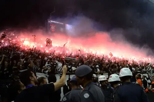 TORCIDA EM PESO! Arena se prepara para recorde histórico contra o Estudiantes na Libertadores