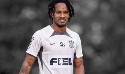 ALERTA NO CORINTHIANS! Sete jogadores têm contrato perto do fim; Carrillo vira prioridade