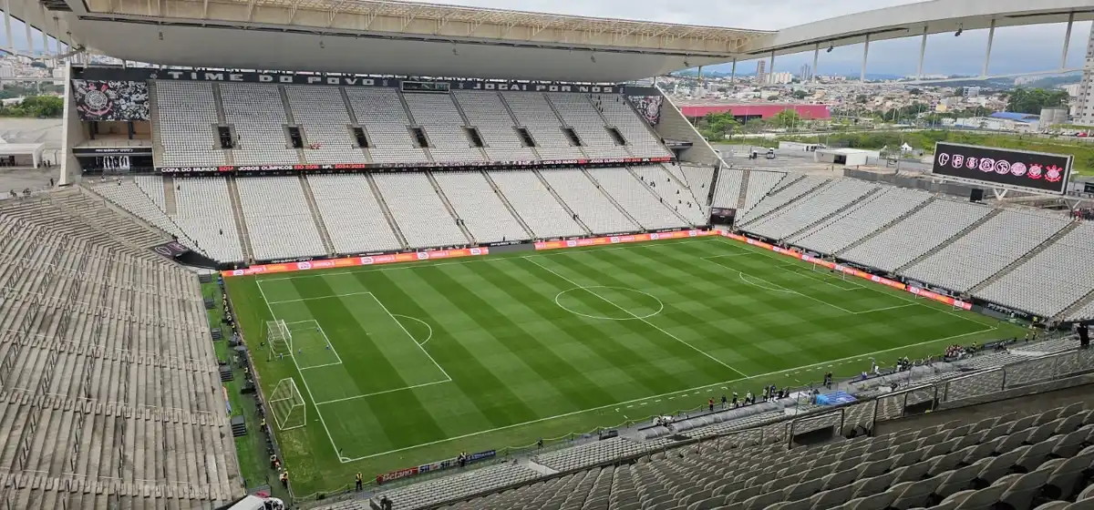Dívida da Arena faz Corinthians enfrentar dificuldades financeiras até 2041 em mais de R$ 1 bilhão