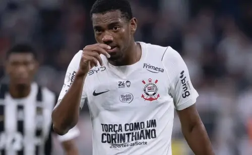 André sob os holofotes da Premier League: Crystal Palace se junta ao Aston Villa na disputa por volante do Corinthians